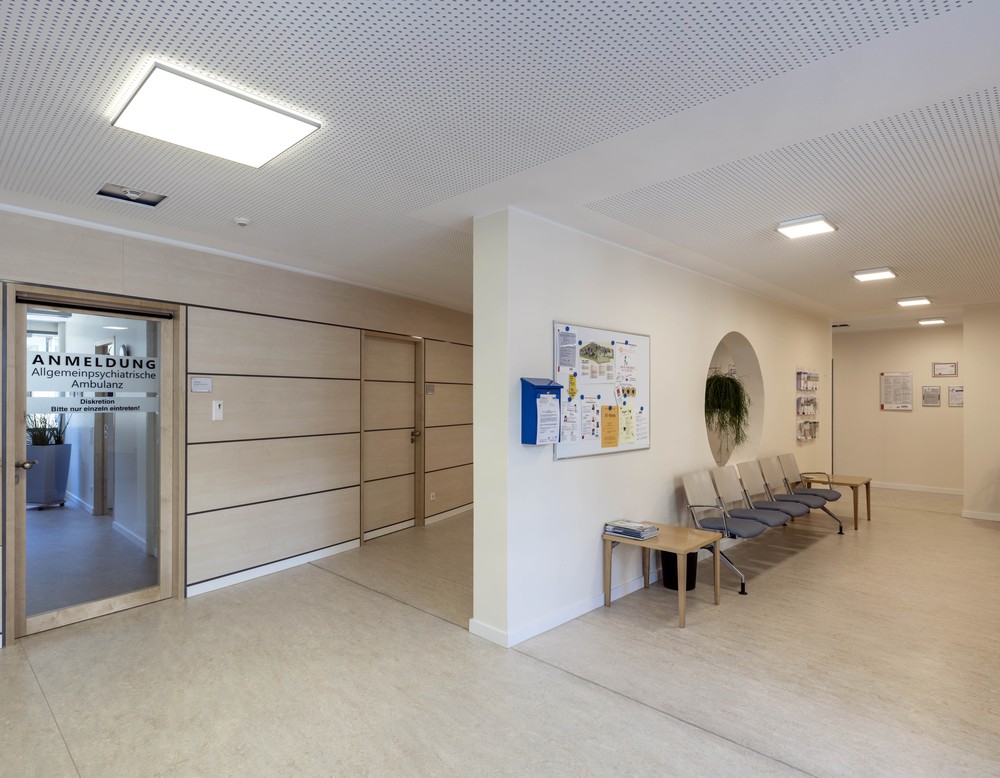 Eingangs- und Wartebereich der Allgemein- und Gerontopsychiatrischen Ambulanz
